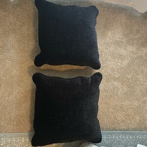 2’ x 2’ black throw pillows